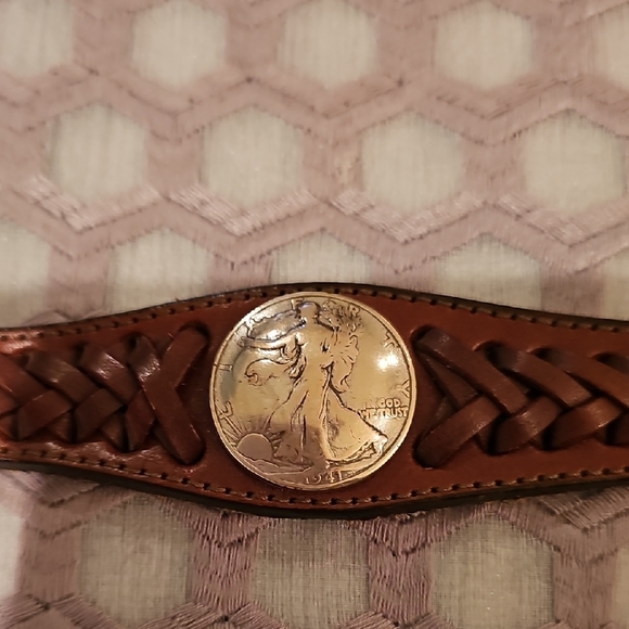 Justin Boots Brown Leather Belt with Silver Buckle - Picture 7 of 7